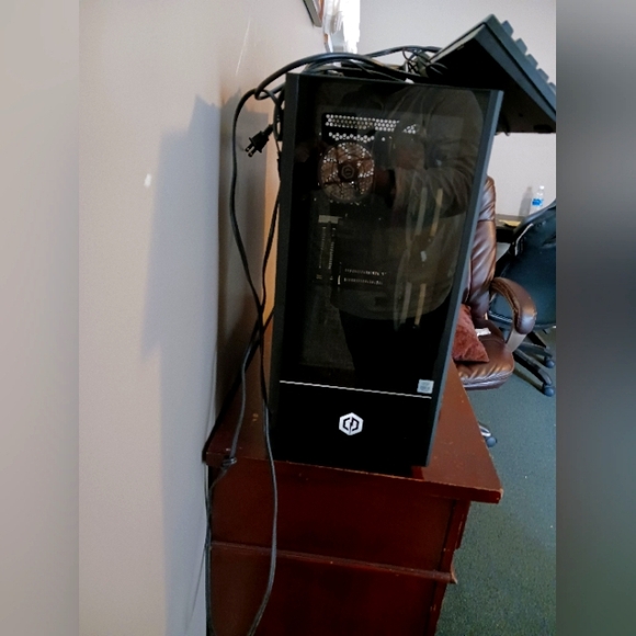CyberPowerPC Gamer - Picture 6 of 11